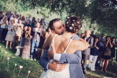 Első hitvesi csók, esküvői fotózás